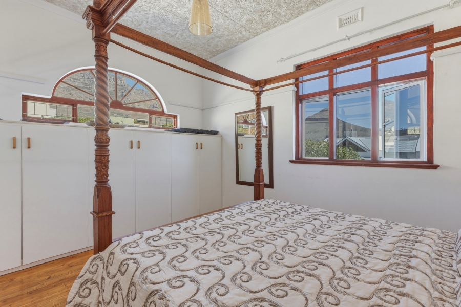 4 Bedroom Property for Sale in Vredehoek Western Cape